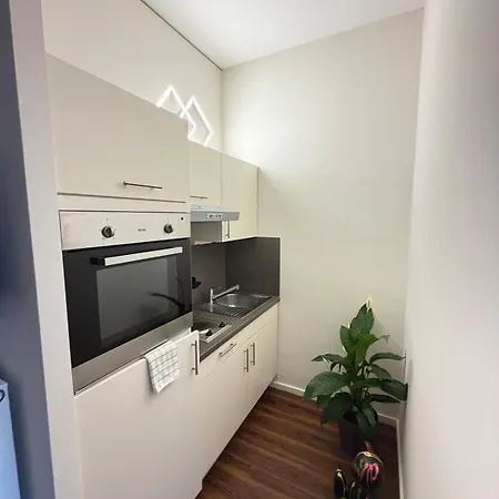 Fibi - Zentrale Citywohnung - 2 Schlafzimmer - 4 Betten - Kueche - Ideal Fuer Familien *