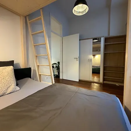 Fibi - Zentrale Citywohnung - 2 Schlafzimmer - 4 Betten - Kueche - Ideal Fuer Familien Appartamento