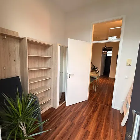 Fibi - Zentrale Citywohnung - 2 Schlafzimmer - 4 Betten - Kueche - Ideal Fuer Familien *